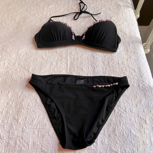 Lidea Black Bikini with Pink and Cream Trim - Picture 7 of 14